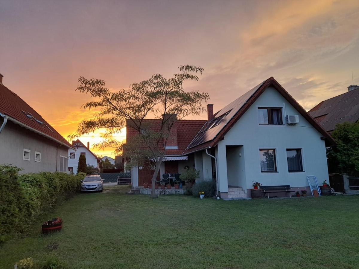 Aszofoi Panorama Apartmanhaz 外观 照片